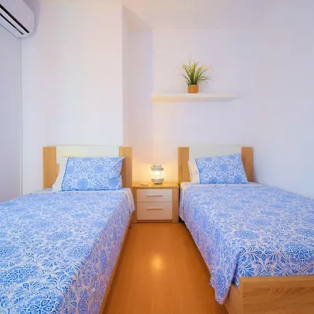 4 Mins Walk To The Beach Apartment Albufeira